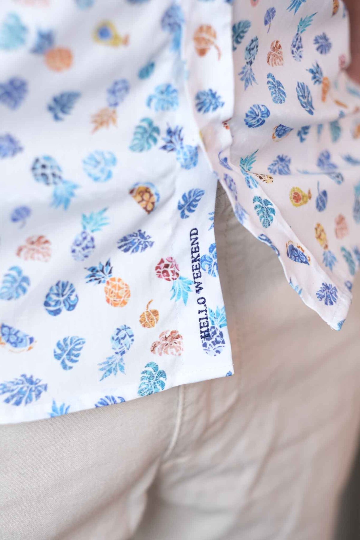 Casual shirt with summery print pattern (item 2223-C-KA)